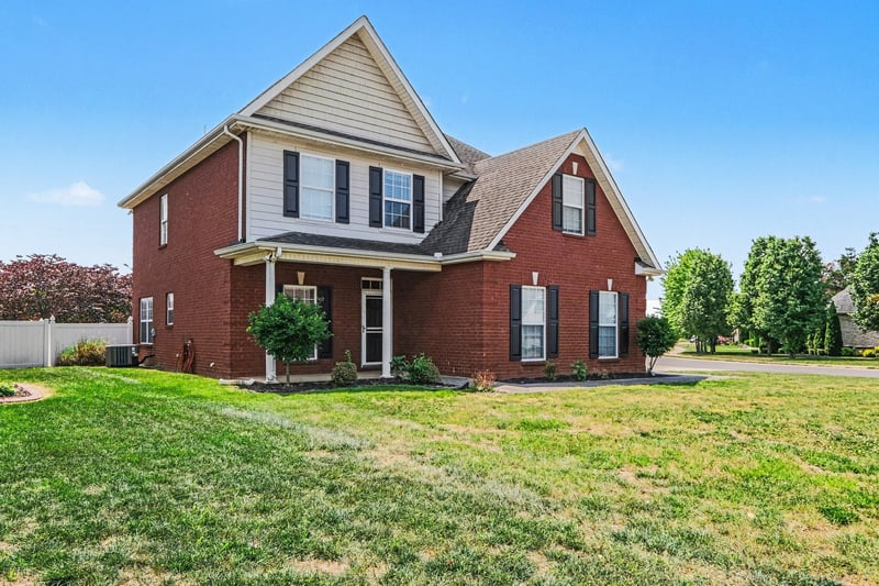 5159 Starnes Dr, Murfreesboro, TN 37128