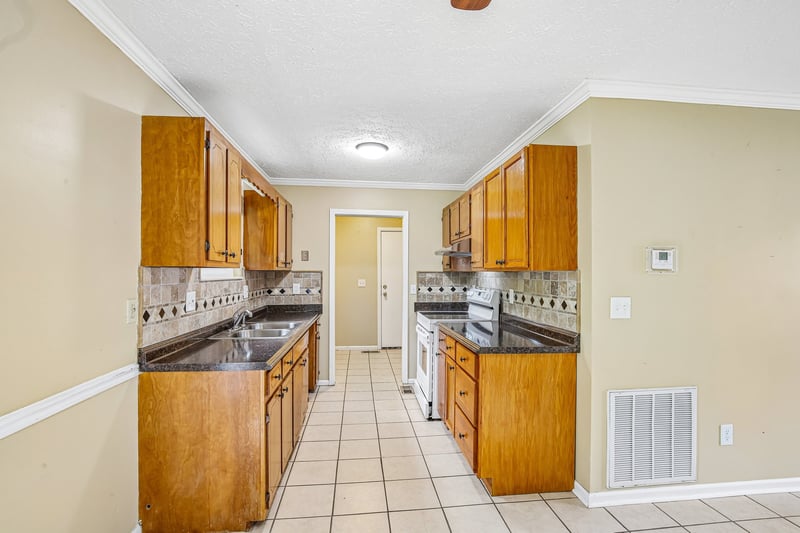 1317 Love Joy Ct, Nashville, TN 37216