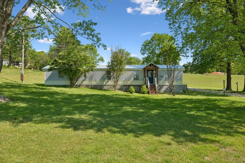 6644 Highway 76 , Springfield, TN 37172