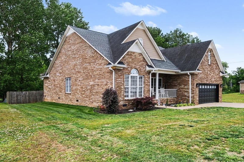 408 Brookside Dr, Mount Pleasant, TN 38474