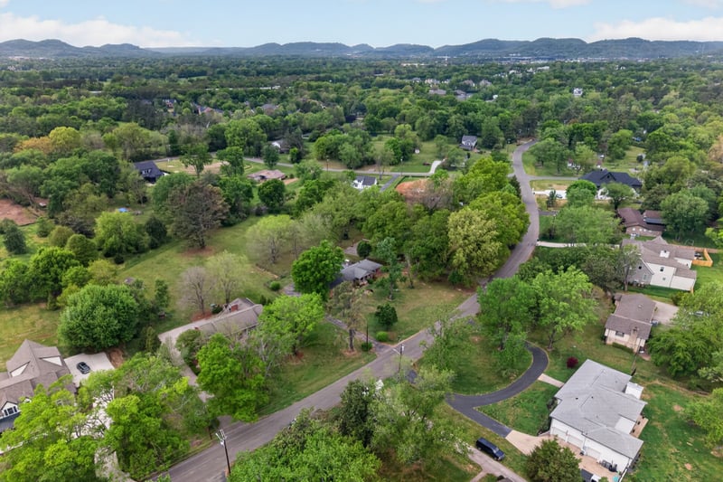 801 Davis Dr, Brentwood, TN 37027