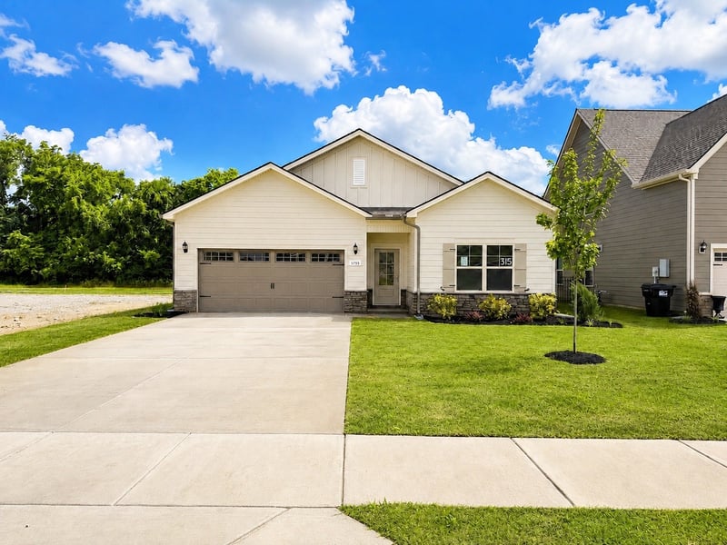 5735 Shoreline Dr, Rockvale, TN 37153