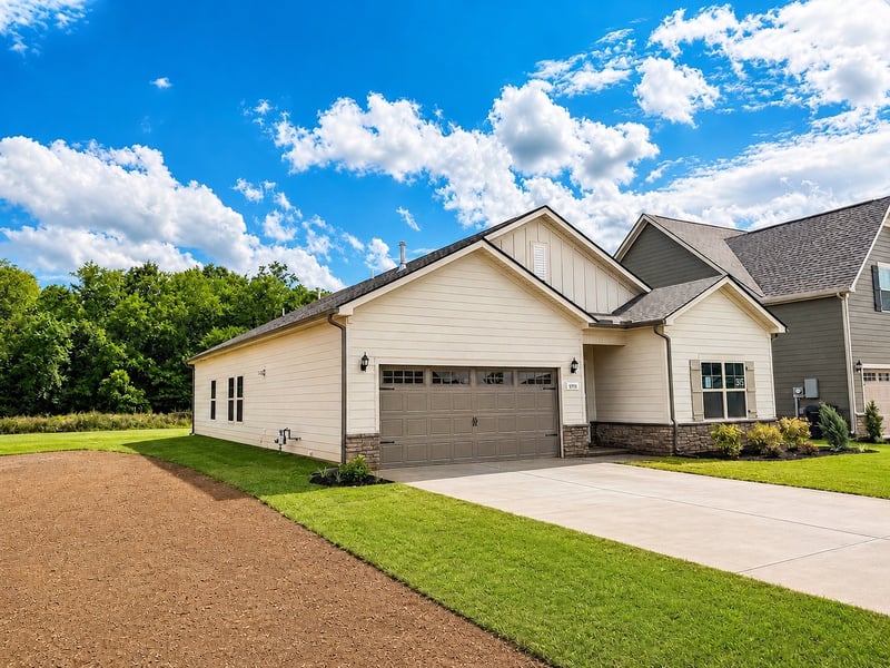 5735 Shoreline Dr, Rockvale, TN 37153
