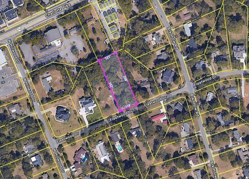 6808 Fleetwood Dr, Nashville, TN 37205