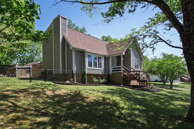 840 Hillside Dr, Springfield, TN 37172