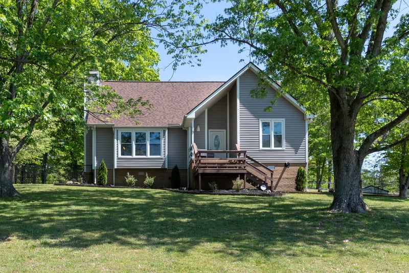 840 Hillside Dr, Springfield, TN 37172