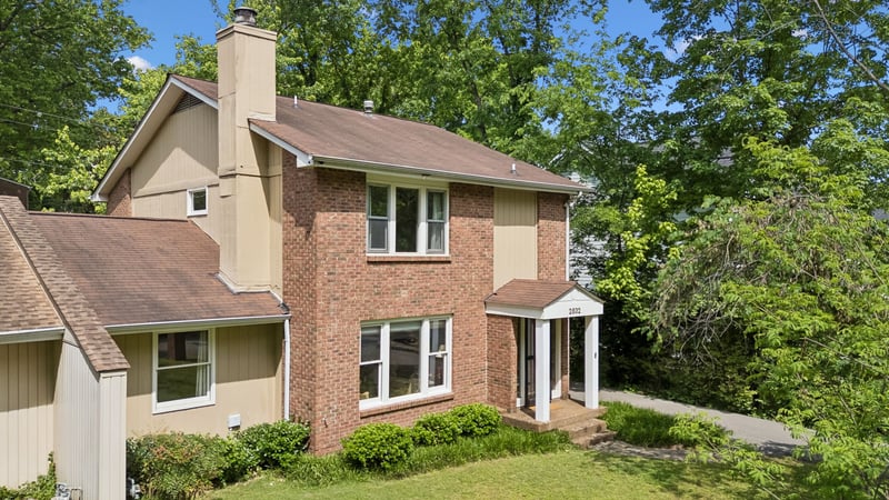 2832 Valley Rd, Nashville, TN 37215