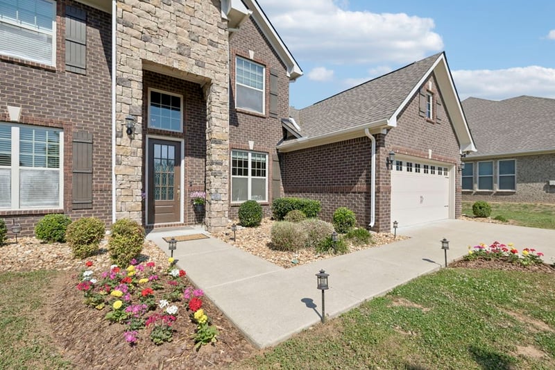 1413 Burrows Ave, Murfreesboro, TN 37129