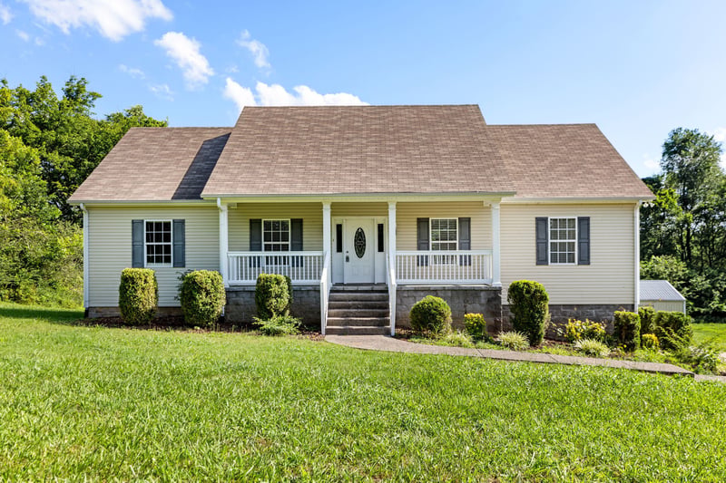 2373 Hampshire Pike, Columbia, TN 38401