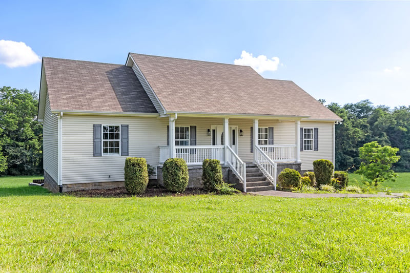 2373 Hampshire Pike, Columbia, TN 38401