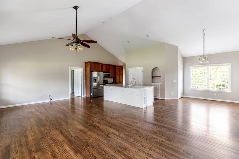 2373 Hampshire Pike, Columbia, TN 38401