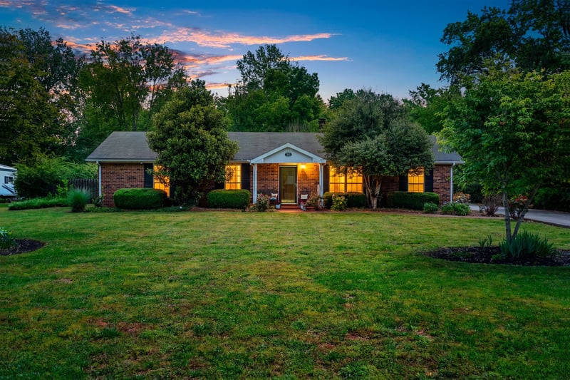 202 Valley View Dr, Smyrna, TN 37167