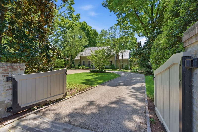 3701 Woodlawn Dr, Nashville, TN 37215