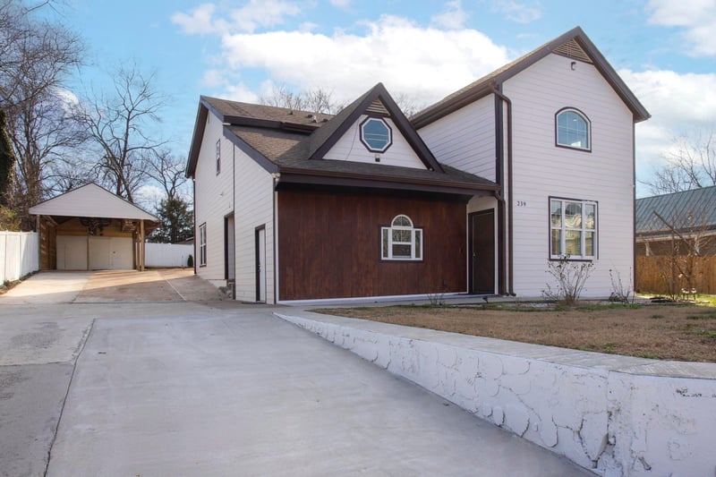 239 E Bledsoe St, Gallatin, TN 37066