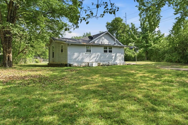 1801 Elizabeth Rd, Nashville, TN 37218