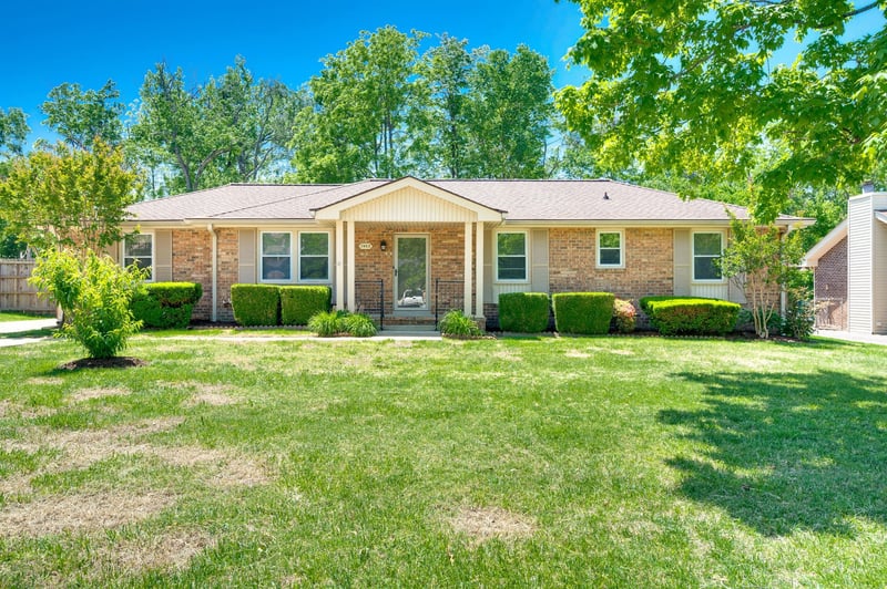 7453 Harrow Dr, Nashville, TN 37221