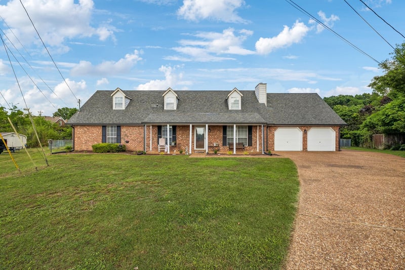 512 Decherd Ln, Smyrna, TN 37167