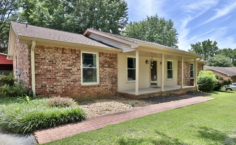 2317 Woodmont Dr, Springfield, TN 37172