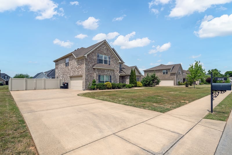 2916 Firerock Dr, Murfreesboro, TN 37128