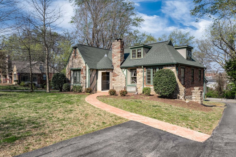 112 Spring Valley Rd, Nashville, TN 37214