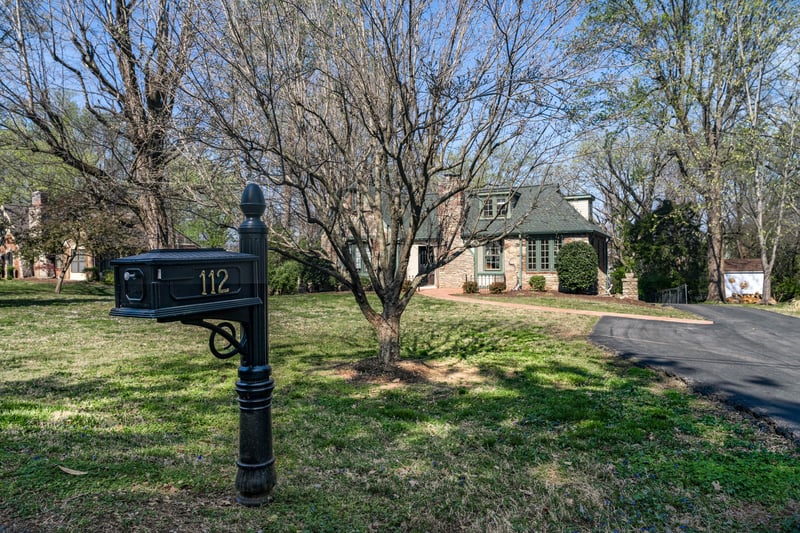 112 Spring Valley Rd, Nashville, TN 37214