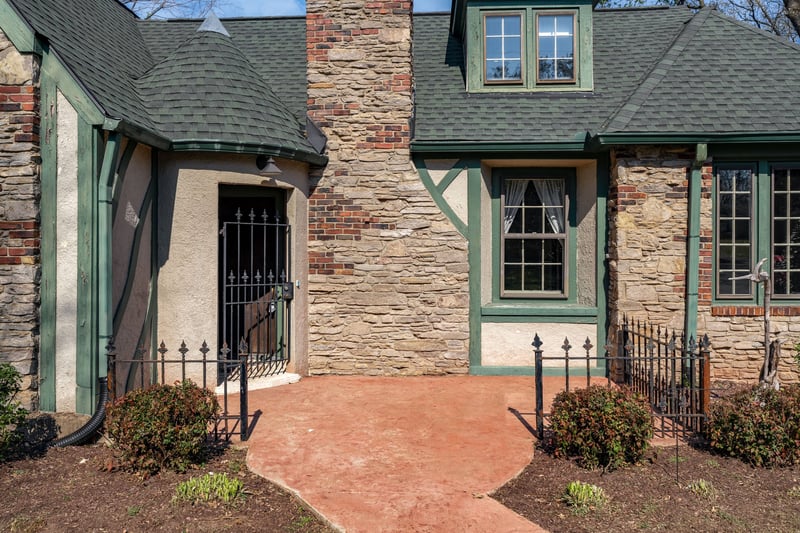 112 Spring Valley Rd, Nashville, TN 37214