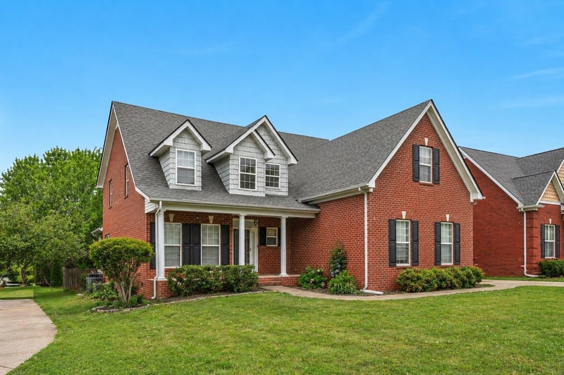 1329 Balson Dr, Murfreesboro, TN 37128