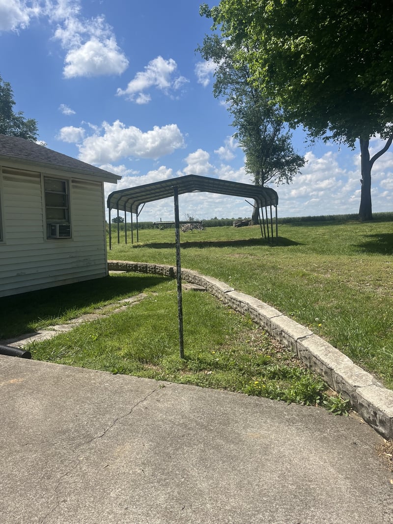 1107 W Church St, Orlinda, TN 37141