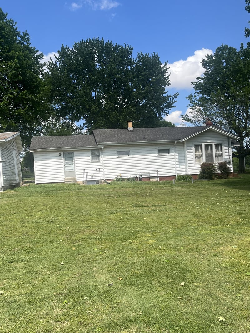 1107 W Church St, Orlinda, TN 37141