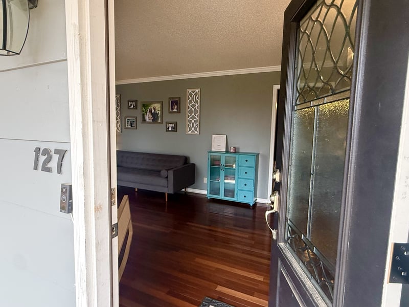 127 Sam Davis Dr, Springfield, TN 37172