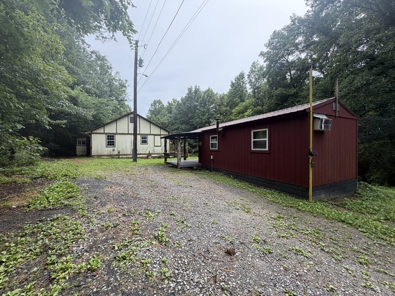 1366 Bandy Rd, Ashland City, TN 37015