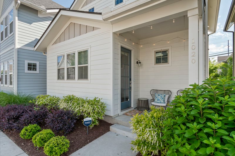 1020 Treaty Oaks Dr, Nashville, TN 37209