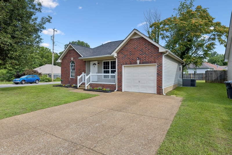 612 Ransom Village Way, Antioch, TN 37013