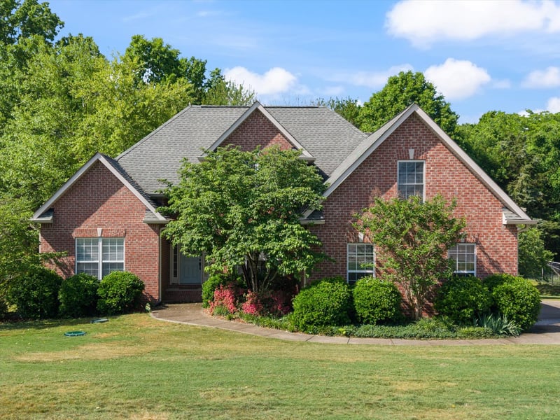 319 Eclipse Dr, Murfreesboro, TN 37129