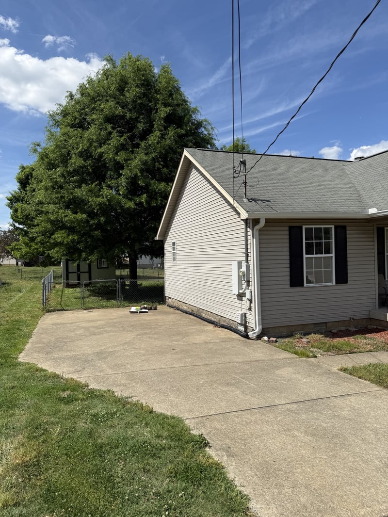 1534 Ridgemont Dr, La Vergne, TN 37086