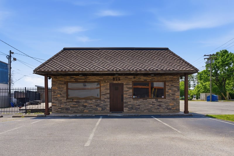 875 W College St, Murfreesboro, TN 37129