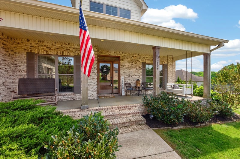 106 Renee Ct, Cottontown, TN 37048