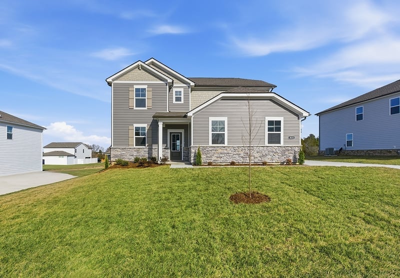 825 Averitt Ln, Lebanon, TN 37087