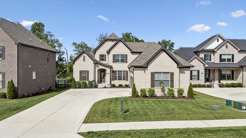 105 Hayden Ln, Gallatin, TN 37066