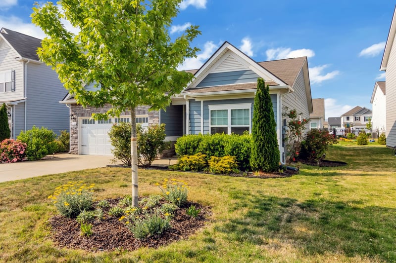 3722 Pelham Wood Dr, Murfreesboro, TN 37128