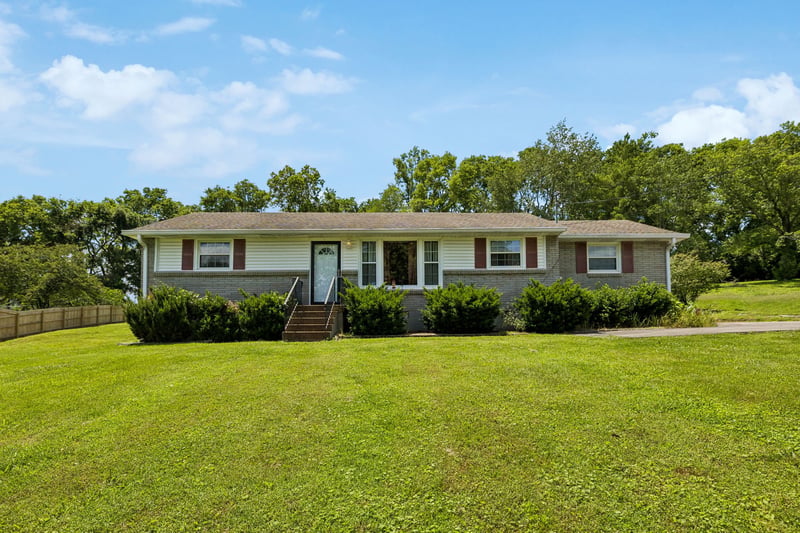 204 Swift Dr, Goodlettsville, TN 37072