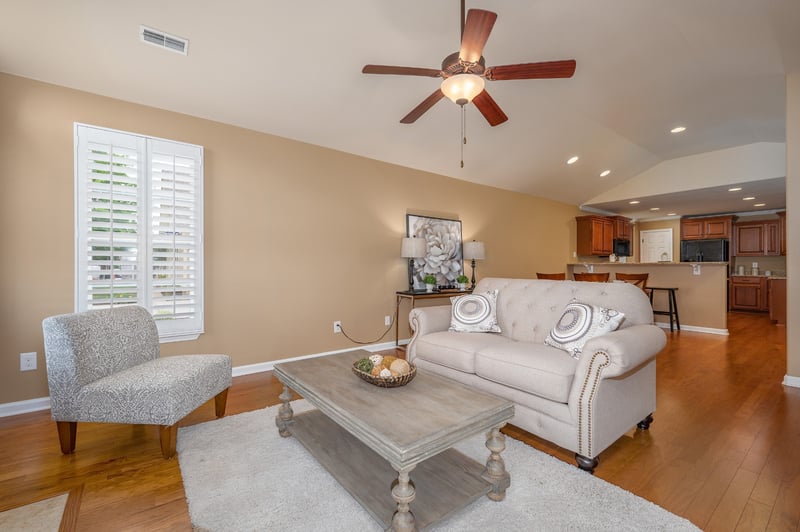 2215 Bridgeway St, Murfreesboro, TN 37128