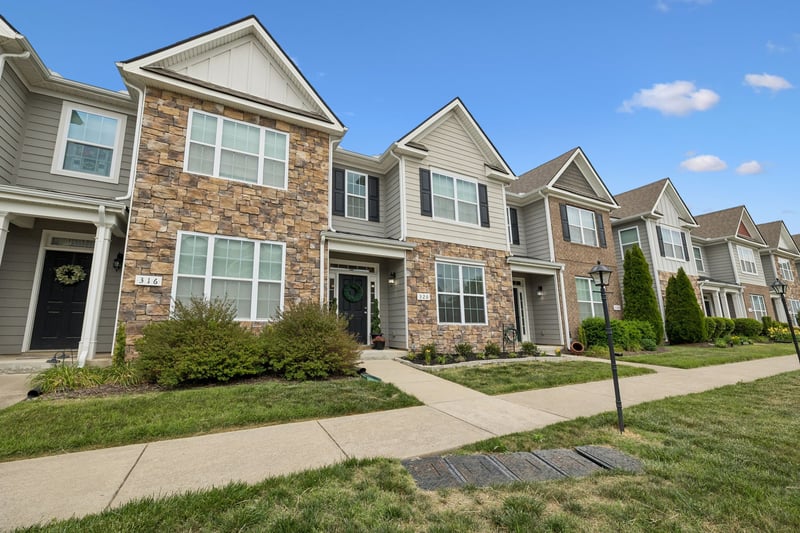 320 Manor Row, Pleasant View, TN 37146