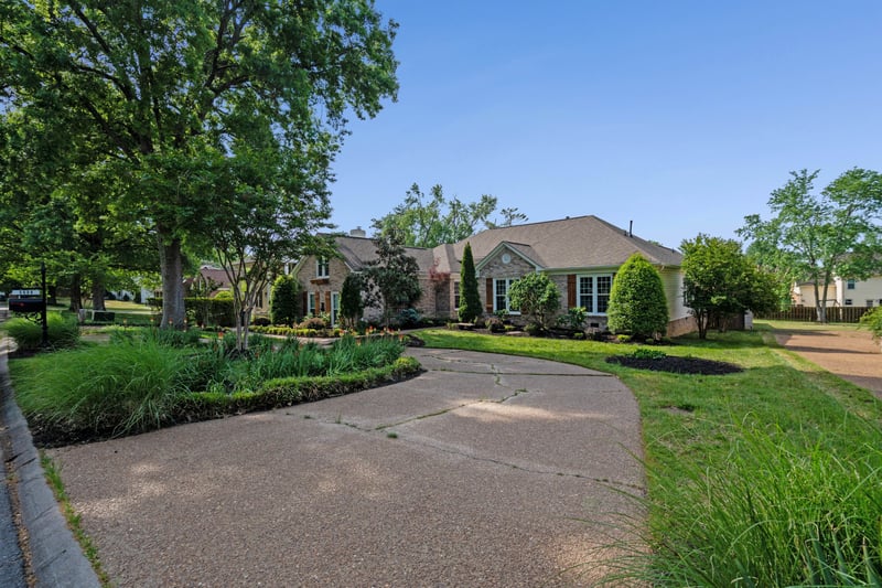 5006 Langford Ps, Old Hickory, TN 37138