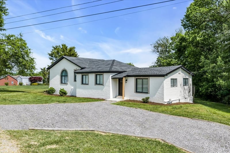 1000 Pruitt Ln, Gallatin, TN 37066