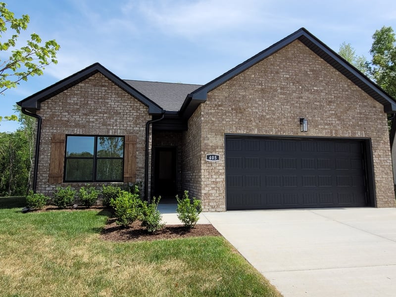 405 Cottage Ln, Dickson, TN 37055