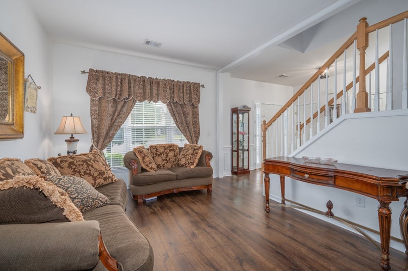 1713 Kendall Cove Ln, Mount Juliet, TN 37122