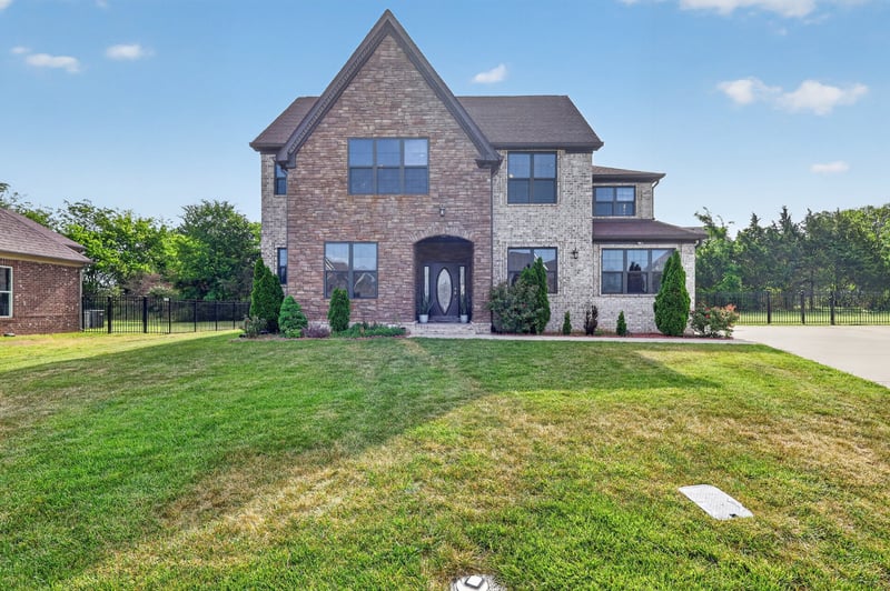 731 Orange Blossom Ct, Murfreesboro, TN 37130