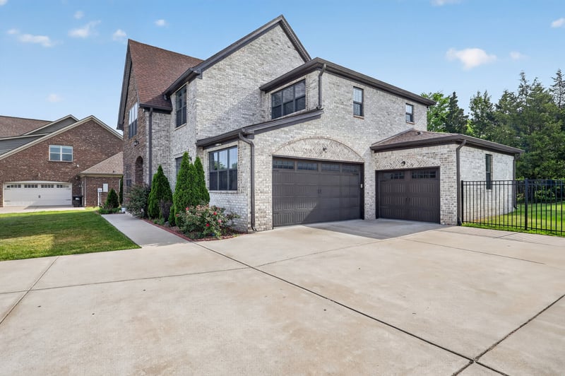 731 Orange Blossom Ct, Murfreesboro, TN 37130