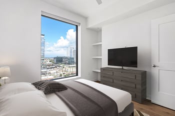 1212 Demonbreun St #1403, Nashville, TN 37203